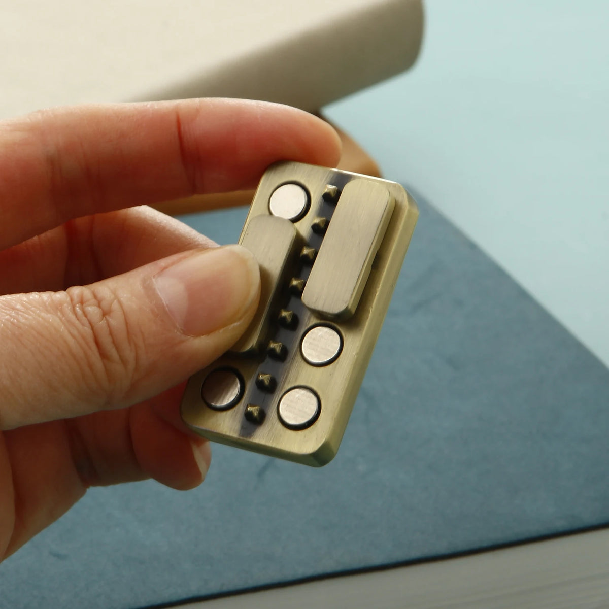 Metal Magnetic Slider Fidget Finger Gyro Decompression Desk Toy